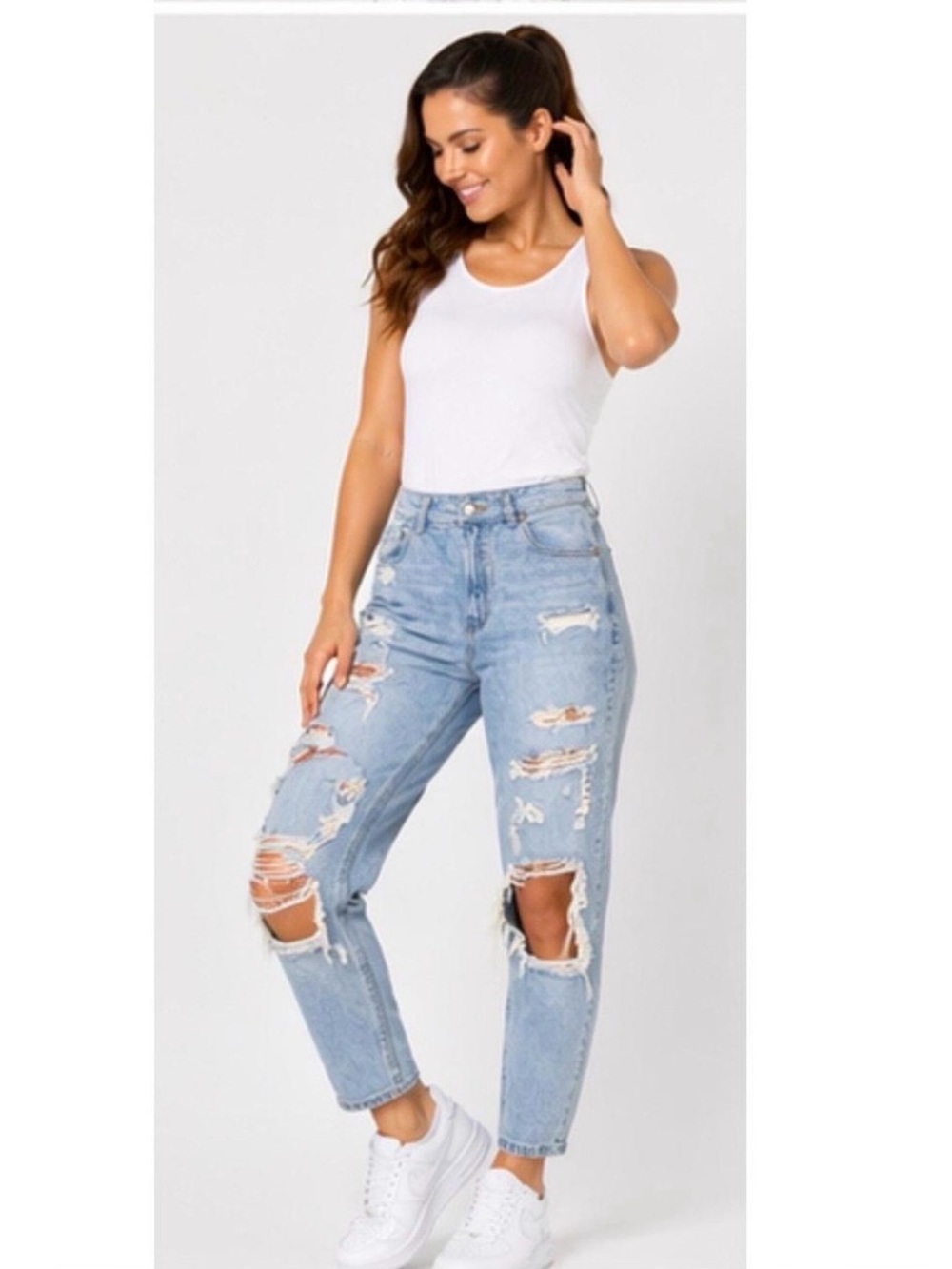 American Eagle | Light Wash Destroyed Mom Straight Leg Jean